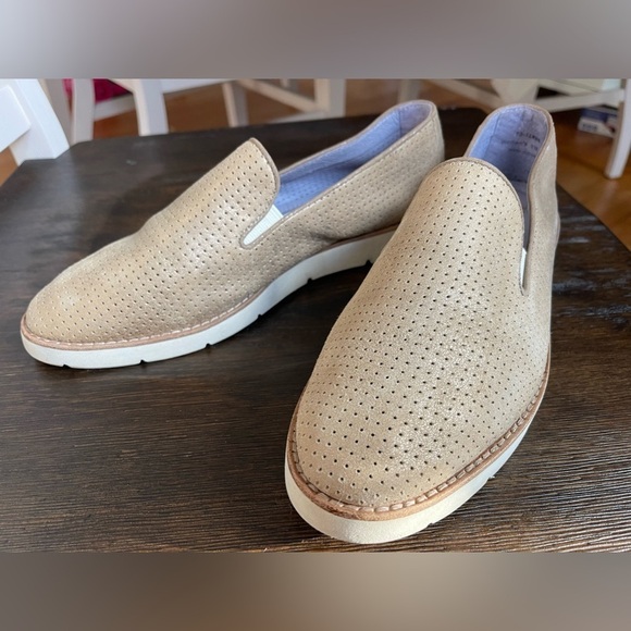 Johnston and Murphy perforated loafers - Picture 7 of 10